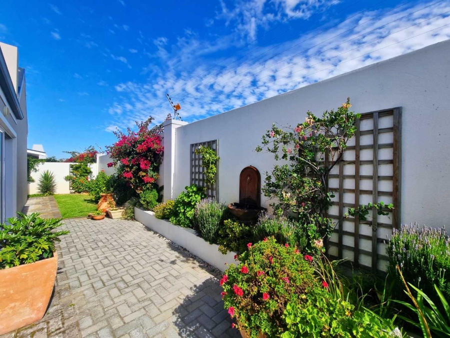 3 Bedroom Property for Sale in Westcliff Western Cape